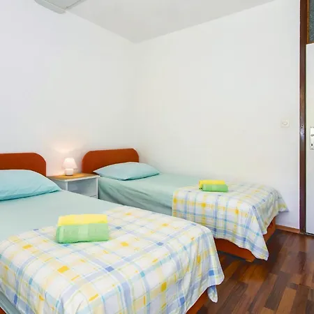 1 Floor 아파트 스플리트