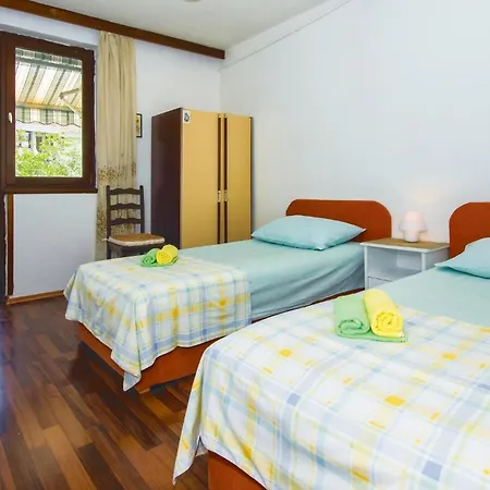 1 Floor 스플리트